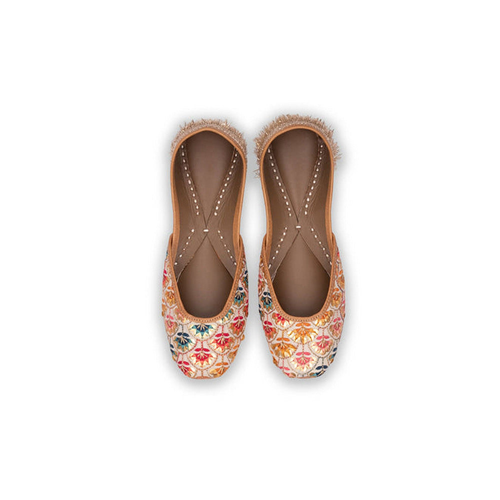 Coral Haze Zavia Multi-Color Juttis