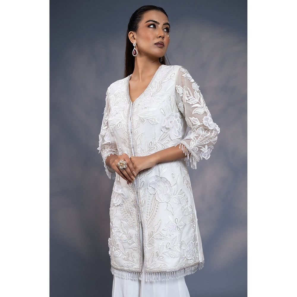 Daatri by meenakshi kakkar White 3D Embroidered Jacket with Flared Sharara (Set of 2)