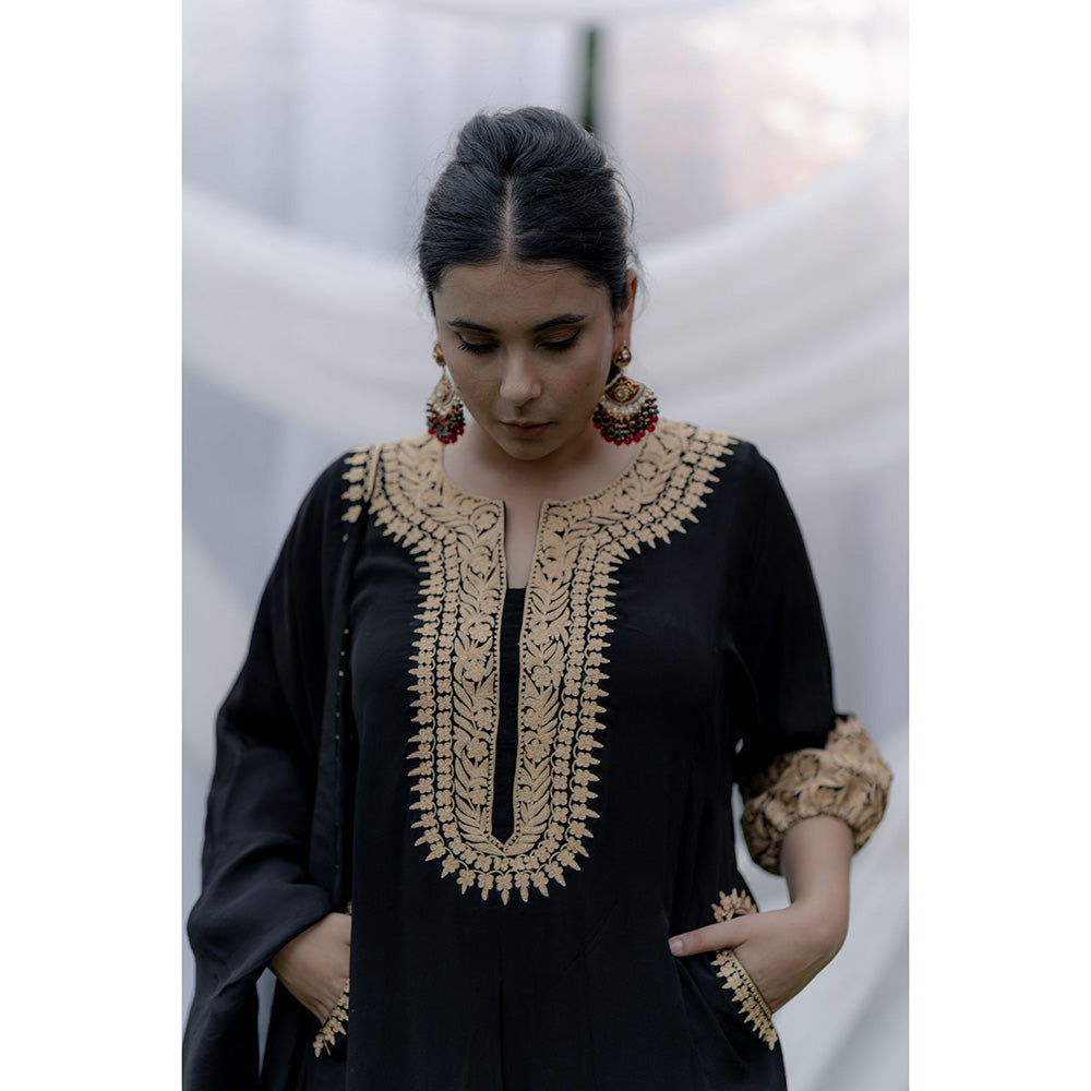 Daljit Sudan Black Crepe Round Sleeves Embroidered Suit (Set of 3)