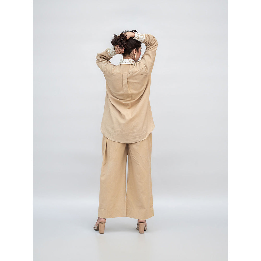 Daljit Sudan Beige Khadi Cotton Co-Ord (Set of 2)