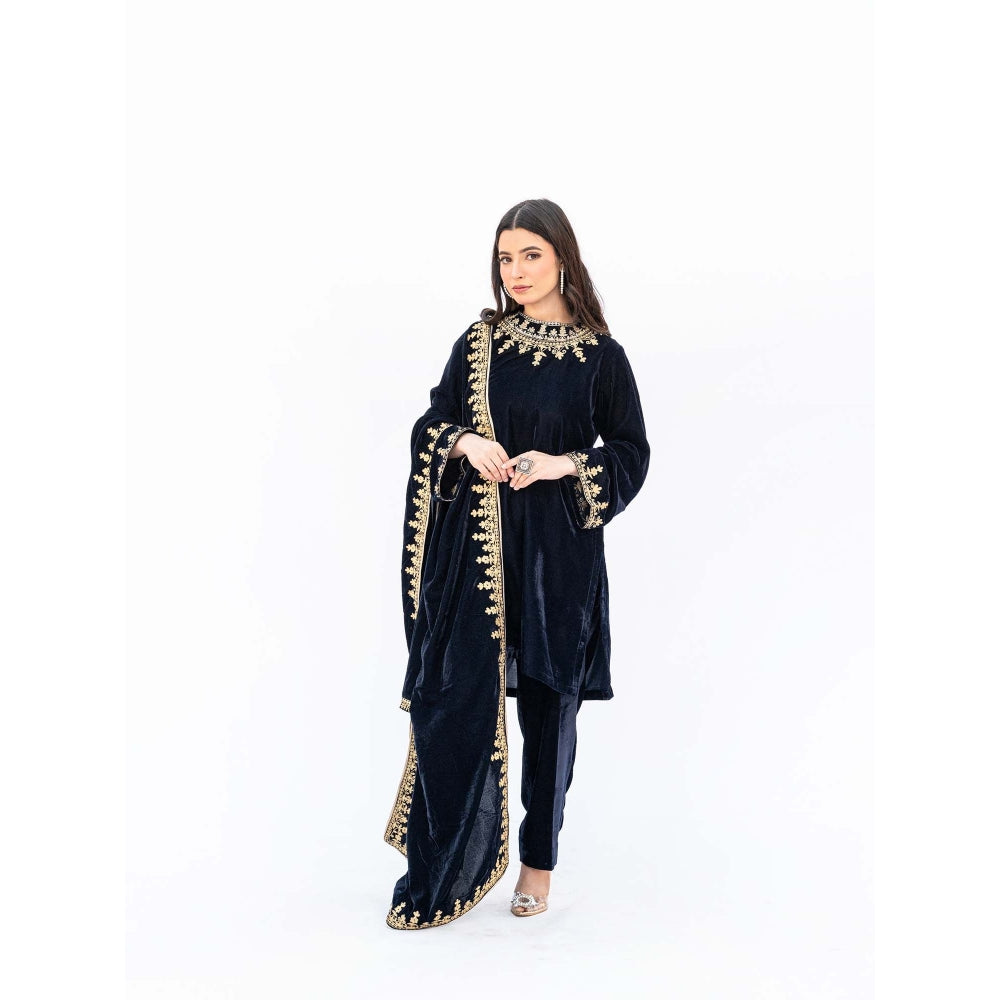 Daljit Sudan Navy Blue Velvet Kurta with Pant and Cape (Set of 3)
