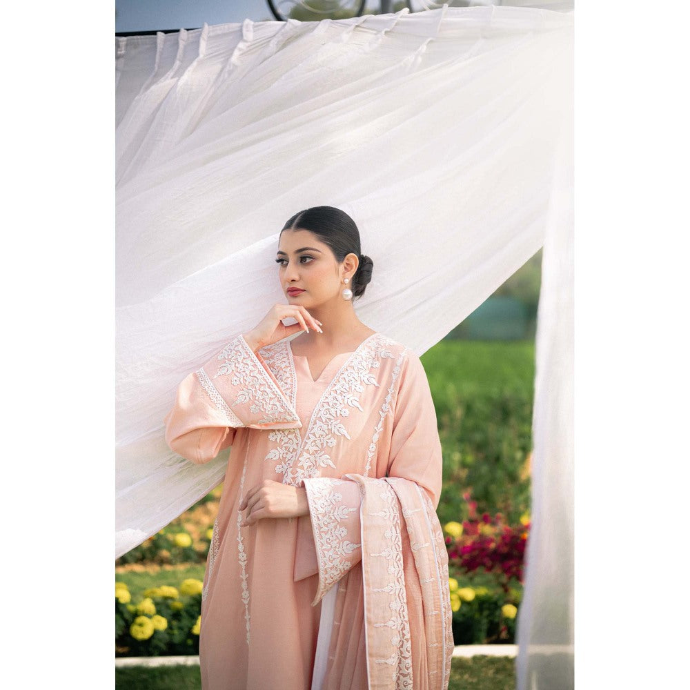 Daljit Sudan Light Peach Muslin Kurta with Pant and Dupatta (Set of 3)