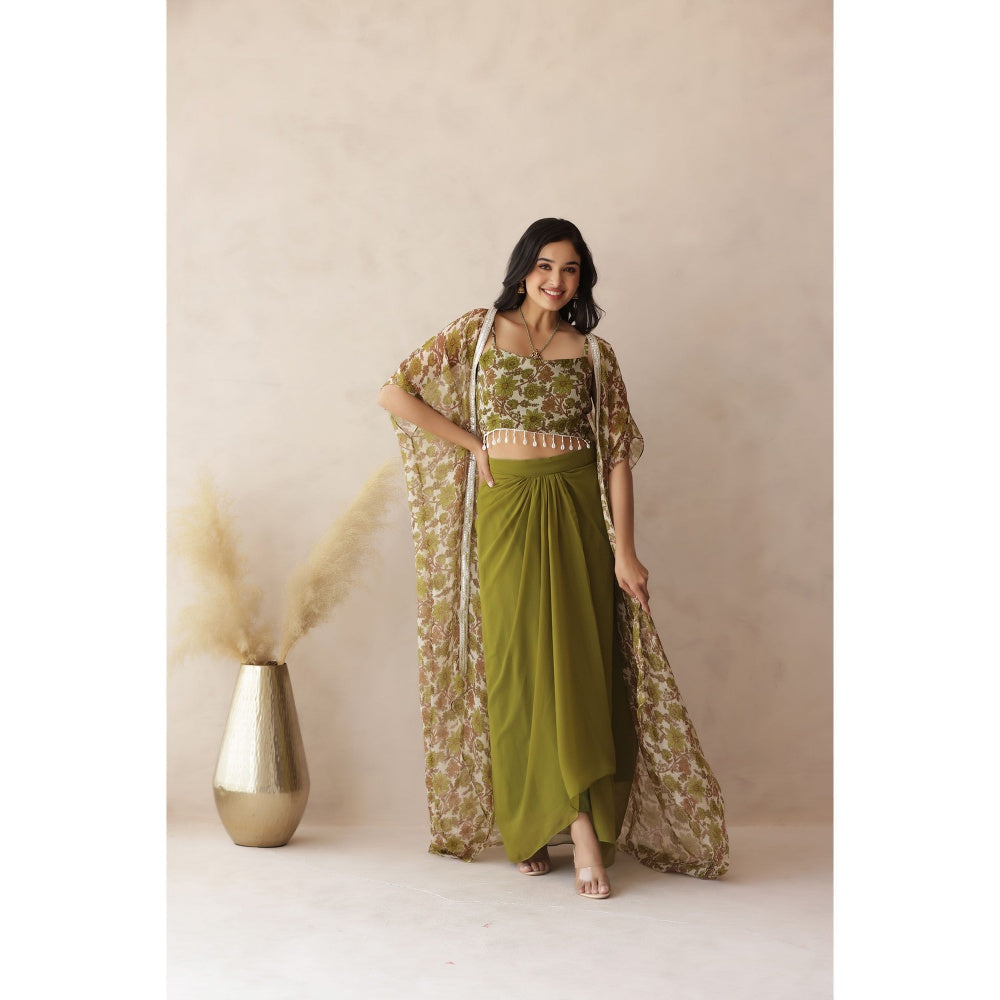 DEASHA INDIA Green Sahar Forest Cape with Blouse and Skirt (Set of 3)