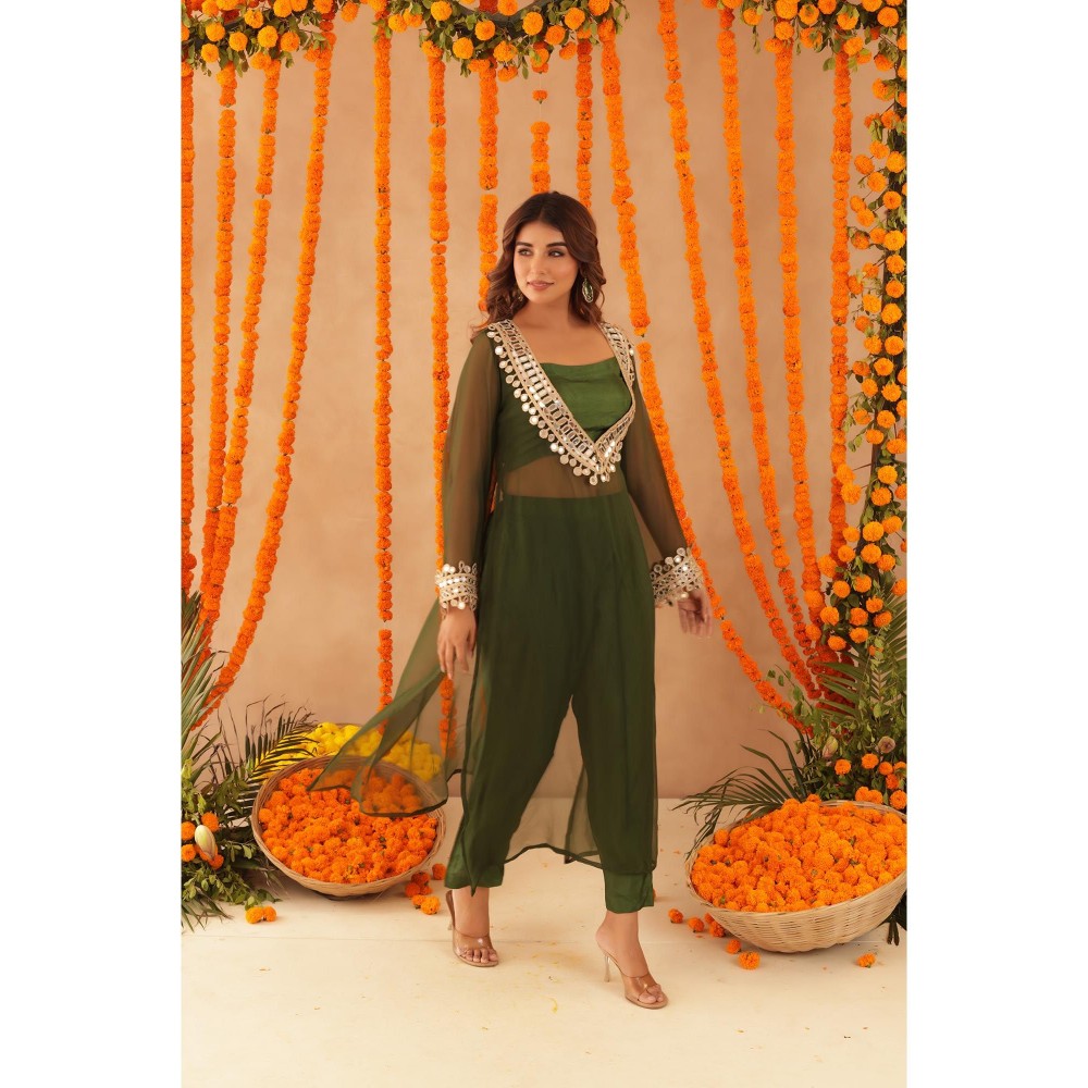 DEASHA INDIA Nida Green Mirror Work Kurta with Bustier & Dupatta