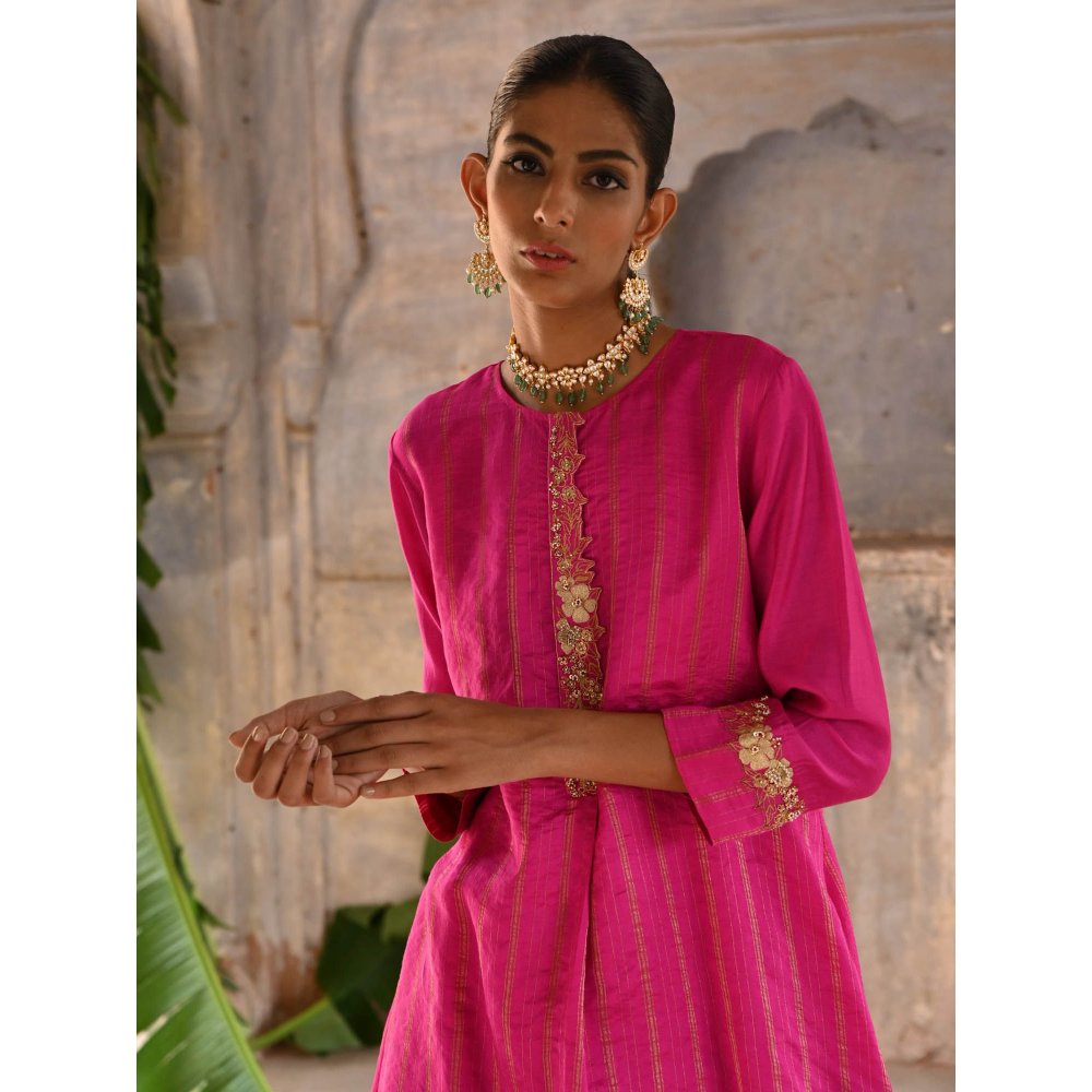 DEEPTHEE Fuchsia Pink High-Low Co-ord (Set of 2)