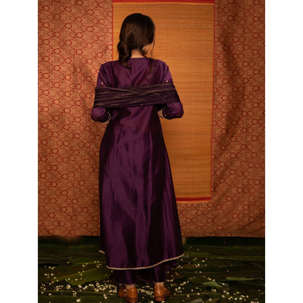 DEEPTHEE Varna Hand Embellished Crossover Kurta with Pant & Dupatta (Set of 3)