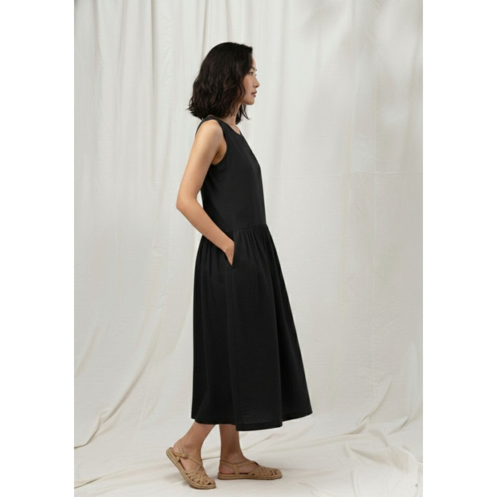 Doodlage Susan Black Midi Dress