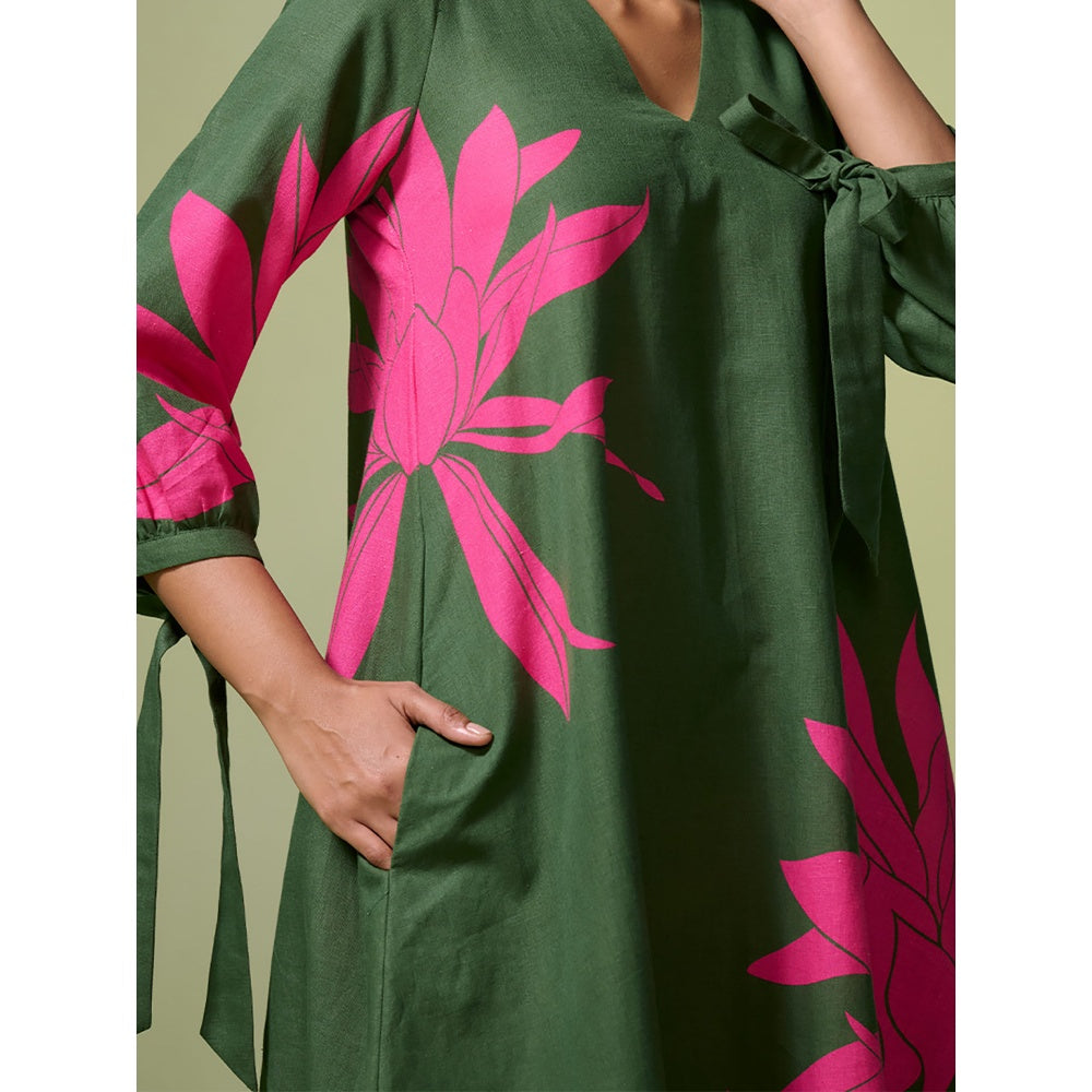 Dressfolk Dark Green Linen-Cotton Floral Print Midi Dress