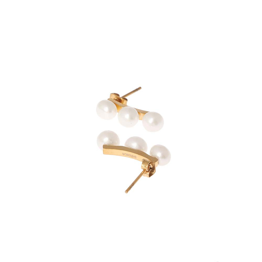 Dusala India White Chic Earrings