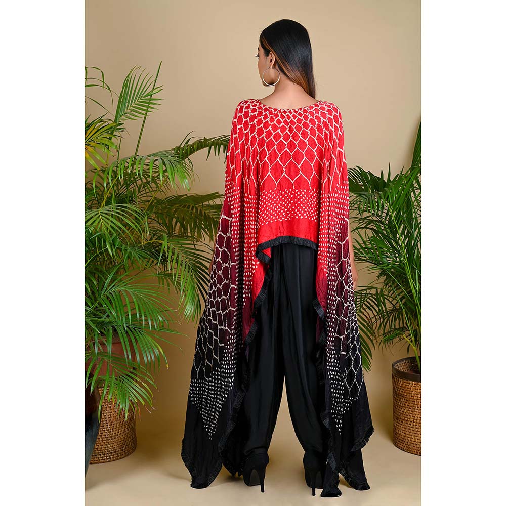 Dyelogue Fringe Cape