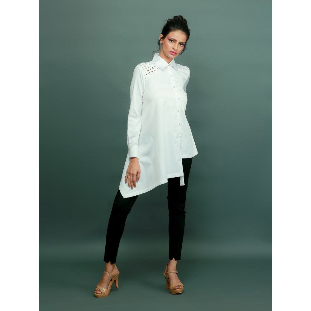 Echke Shirt With Criss Cross Feature