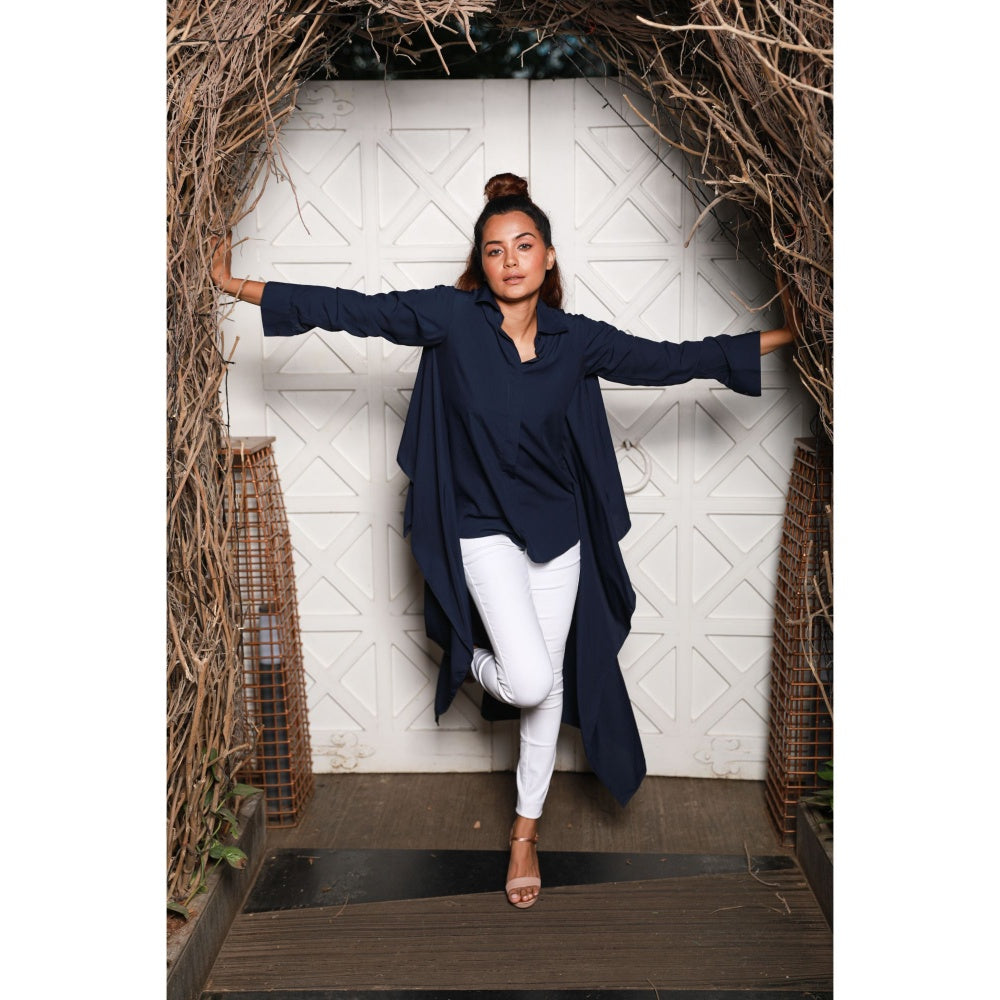 Echke Extended Back Shirt