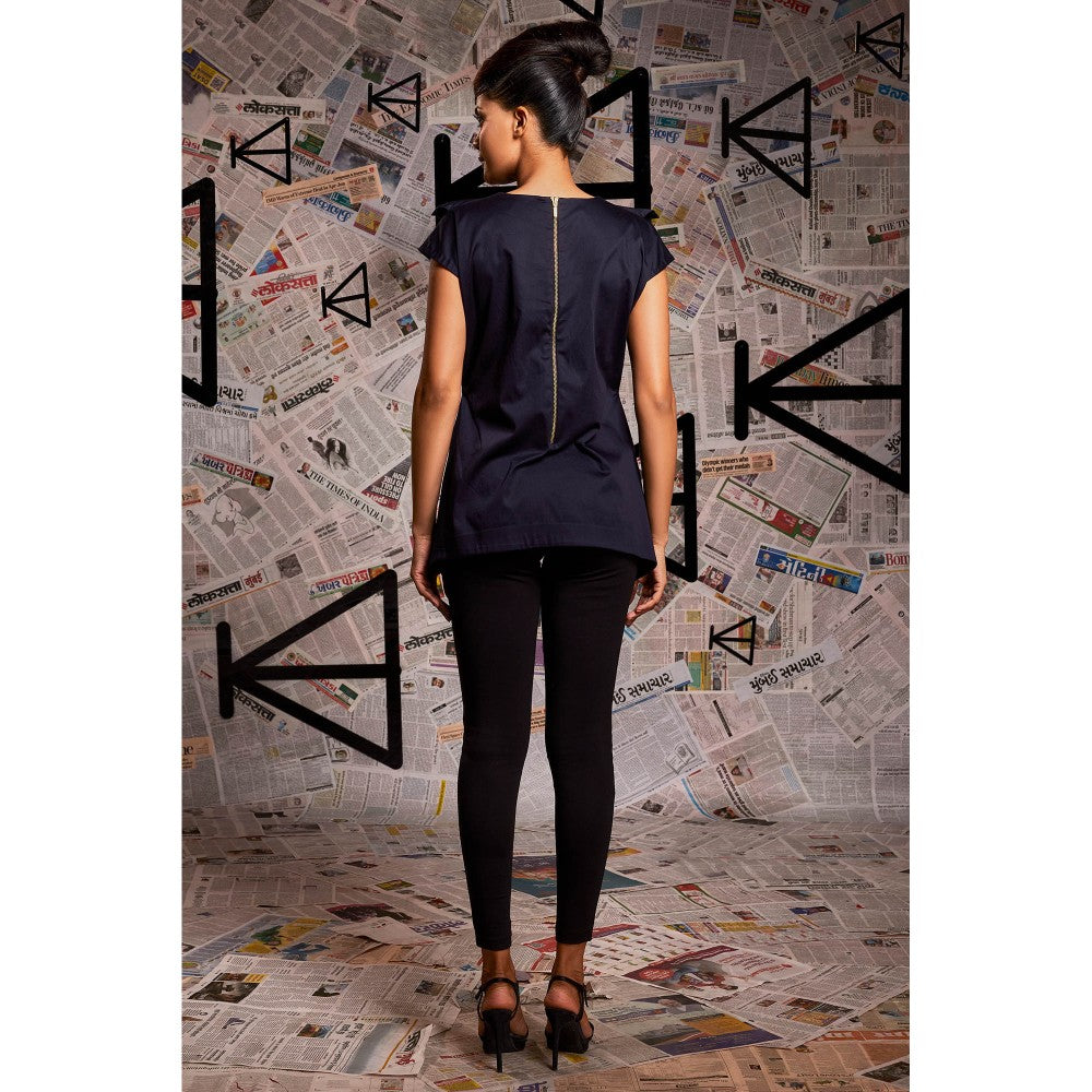 Echke Extended Shoulder Top