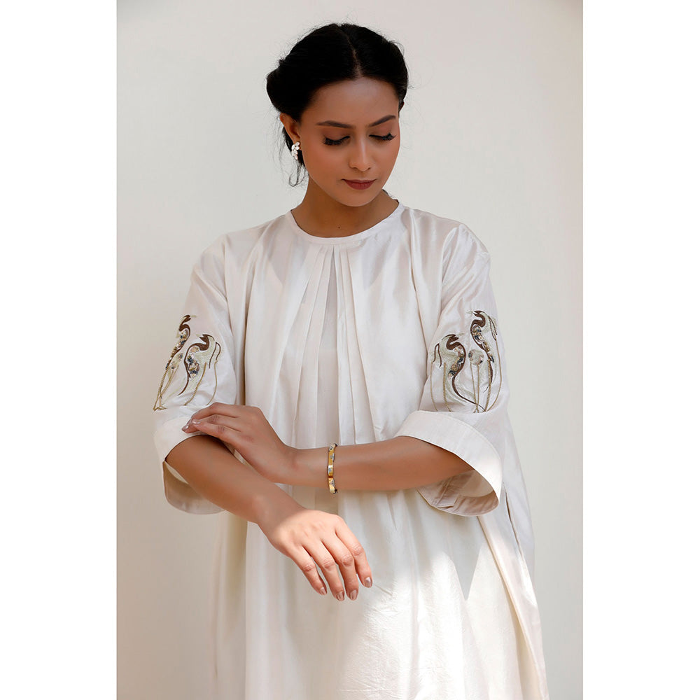 EEDA Aavya Silk Embroidered Kurta and Pant