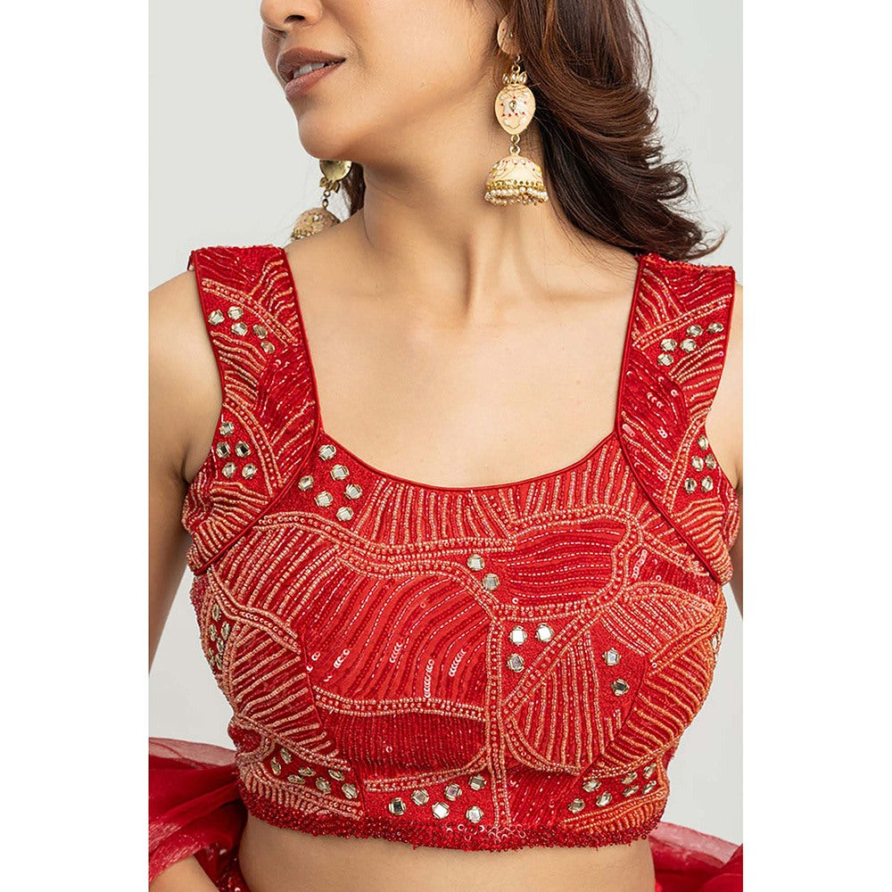 EESHA GUPTA Women Red Tie & Dye Lehenga with Choli and Dupatta (Set of 3)