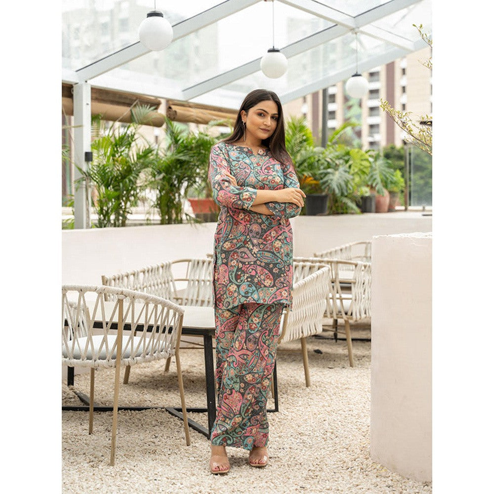 EESHA GUPTA Playful Flower Mosaic Muslin Co-Ord (Set of 2)