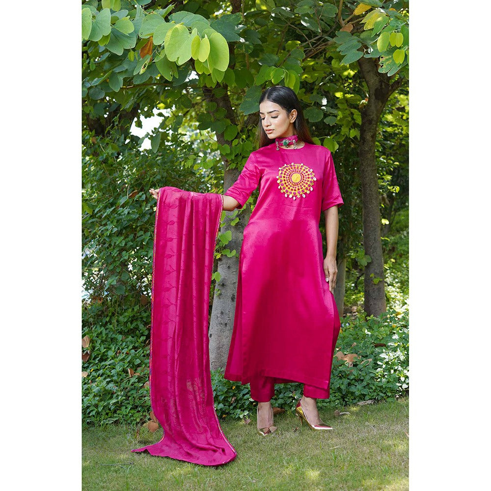 Ekavira Gulab Patch Kurta with Pant & Dupatta for Women (Set of 3)