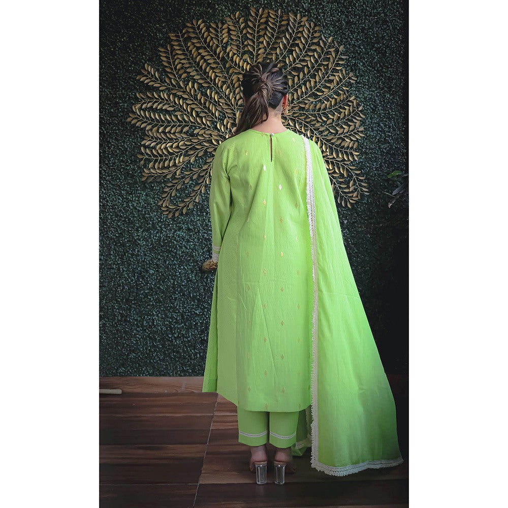 Ekavira Green Sajda Kurta with Pant and Dupatta (Set of 3)
