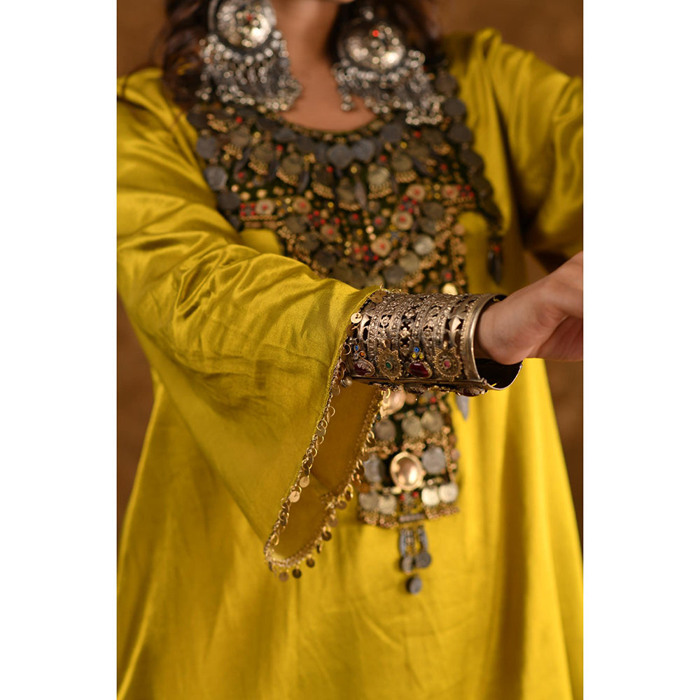 Ekavira Raahi Collection Shaira Solid Kurta and Palazzo (Set of 2)