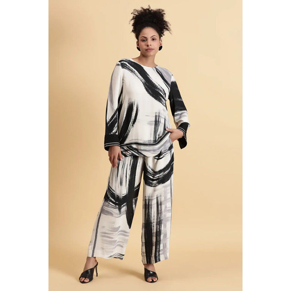 Fawn 24 Noir Canvas Black And White Printed Pants