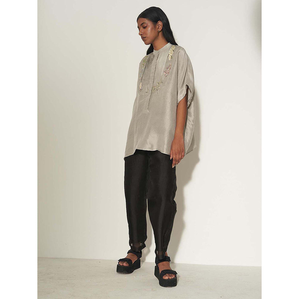 FEBo6 Garland Grey Kaftan Top