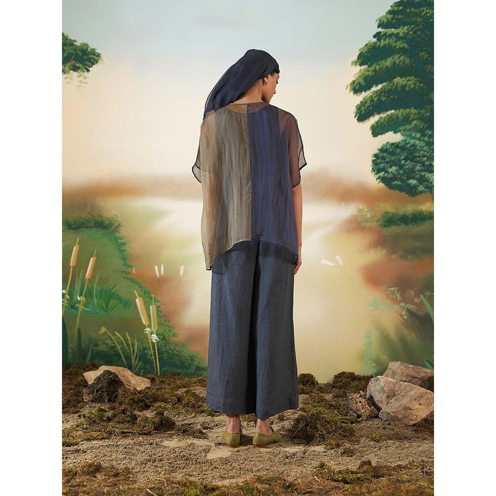 FEBo6 Cedar Navy Blue Colorblock Kaftan Top with Slip (Set of 2)