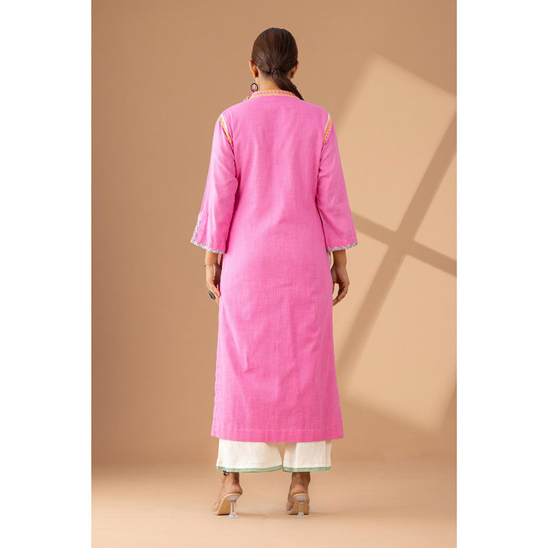 Finethreads by Hina & Nikhat Coral Grace The Embroidered Cotton Kurta and Pant (Set of 2)