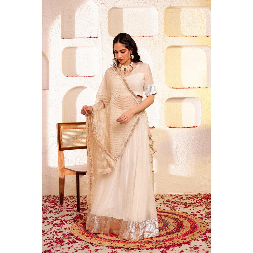Firann By Shaheen White Lehenga with Blouse and Dupatta (Set of 3)