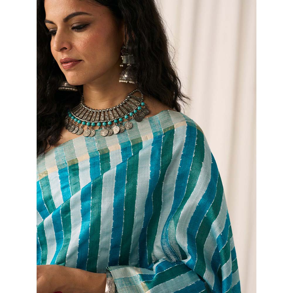 Five Point Five Women's Pankti Turquoise Printed Saree with Unstitched Blouse