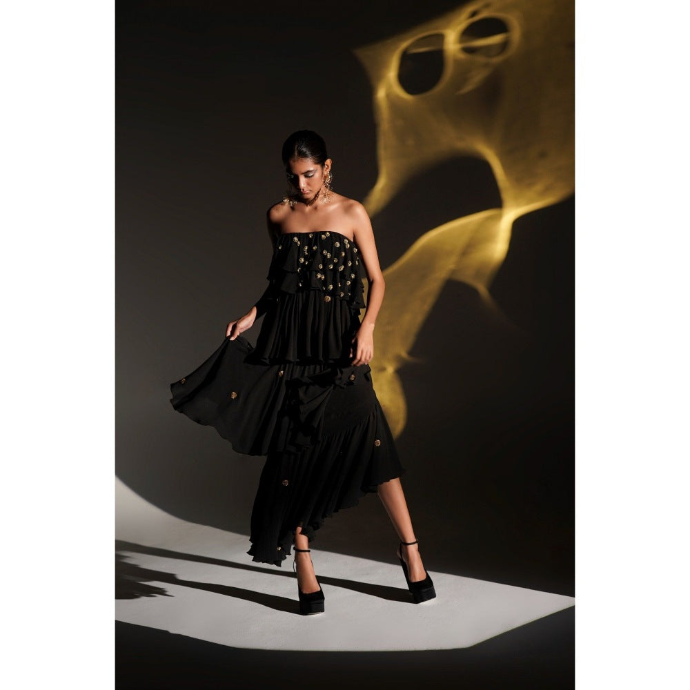 Kangana TREHAN Black Midi Tube Dress with Gold Embellishments - 5XL / Black Kangana TREHAN Black Midi Tube Dress with Gold Embellishments - 5XL / Black