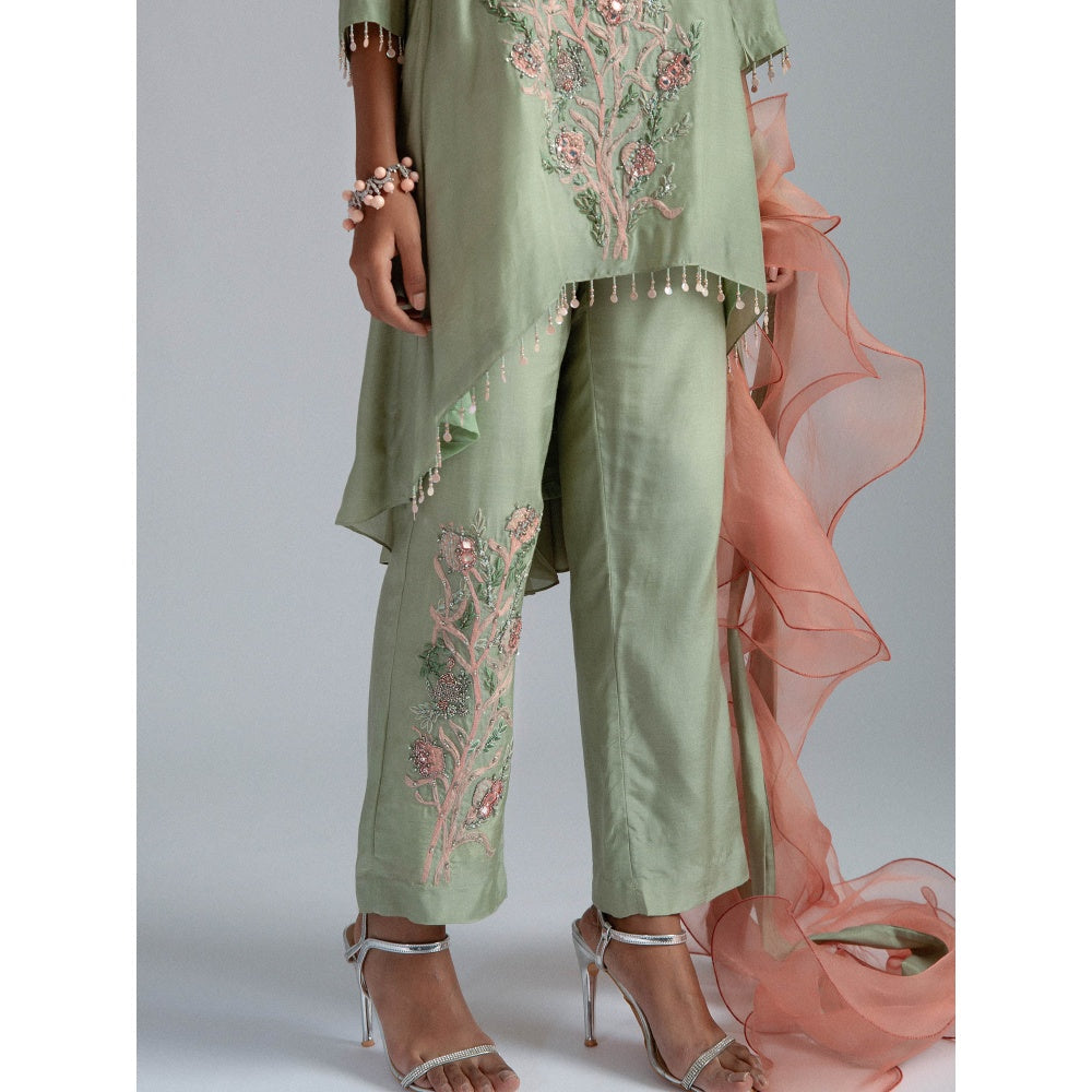GEE SIN by Geetanjali Singh Green Silk Mul Tunic with Trousers & Ruffle Scarf (Set of 3)