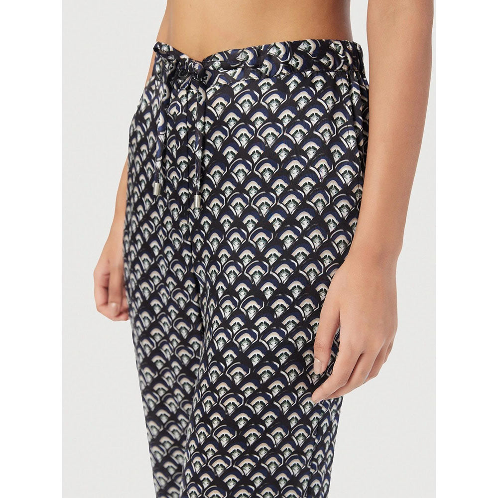 Genes Lecoanet Hemant Women Navy Blue Drawstring Printed Pant