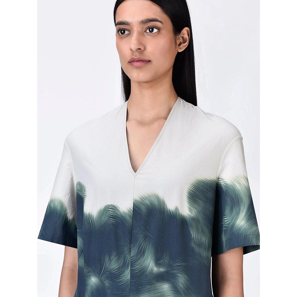 Genes Lecoanet Hemant Women Cotton V-Neck Graphic Print Dress