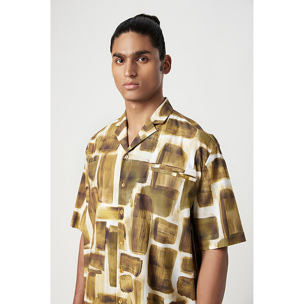 Genes Lecointe Hemant Easy Fit Half Sleeve Collar Shirt In An All-Over Abstract Check Print