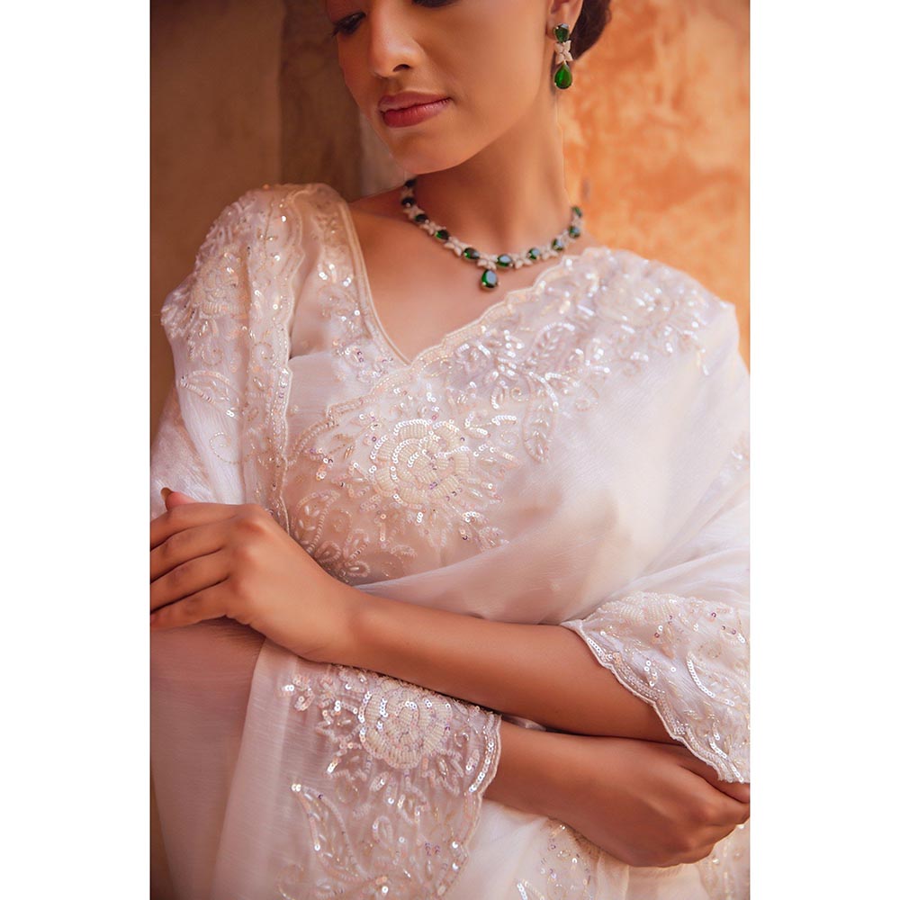 Geroo Luxe White Pure Tissue Saree with Unstitched Blouse