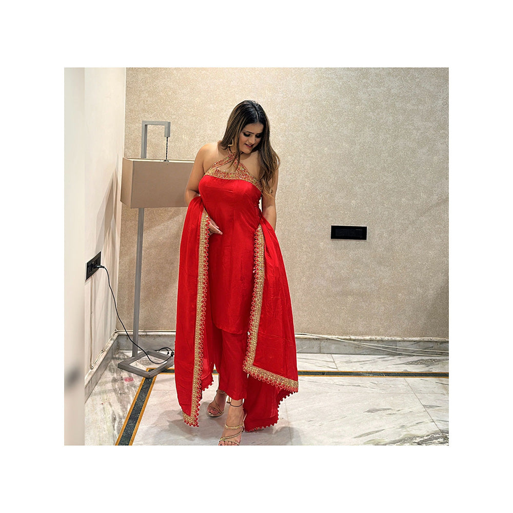 Glamique by Gungun Halter Red Kurta with Pant and Dupatta (Set of 3)