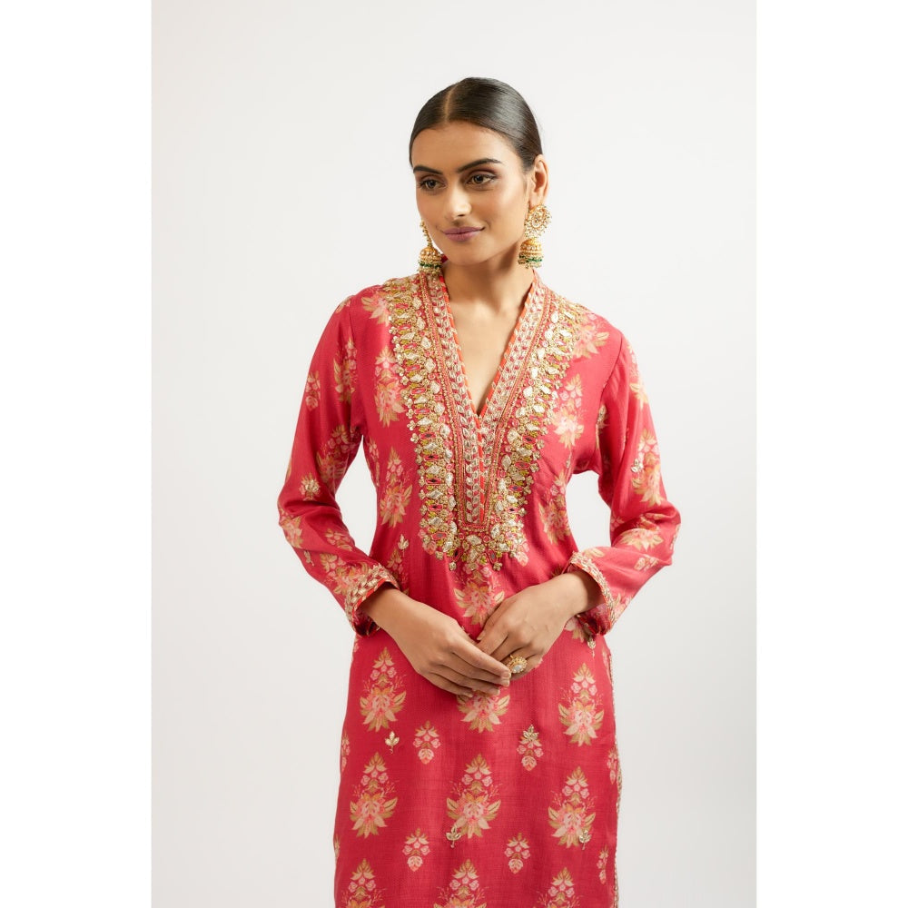 Gopi Vaid Red Gargi Kurta