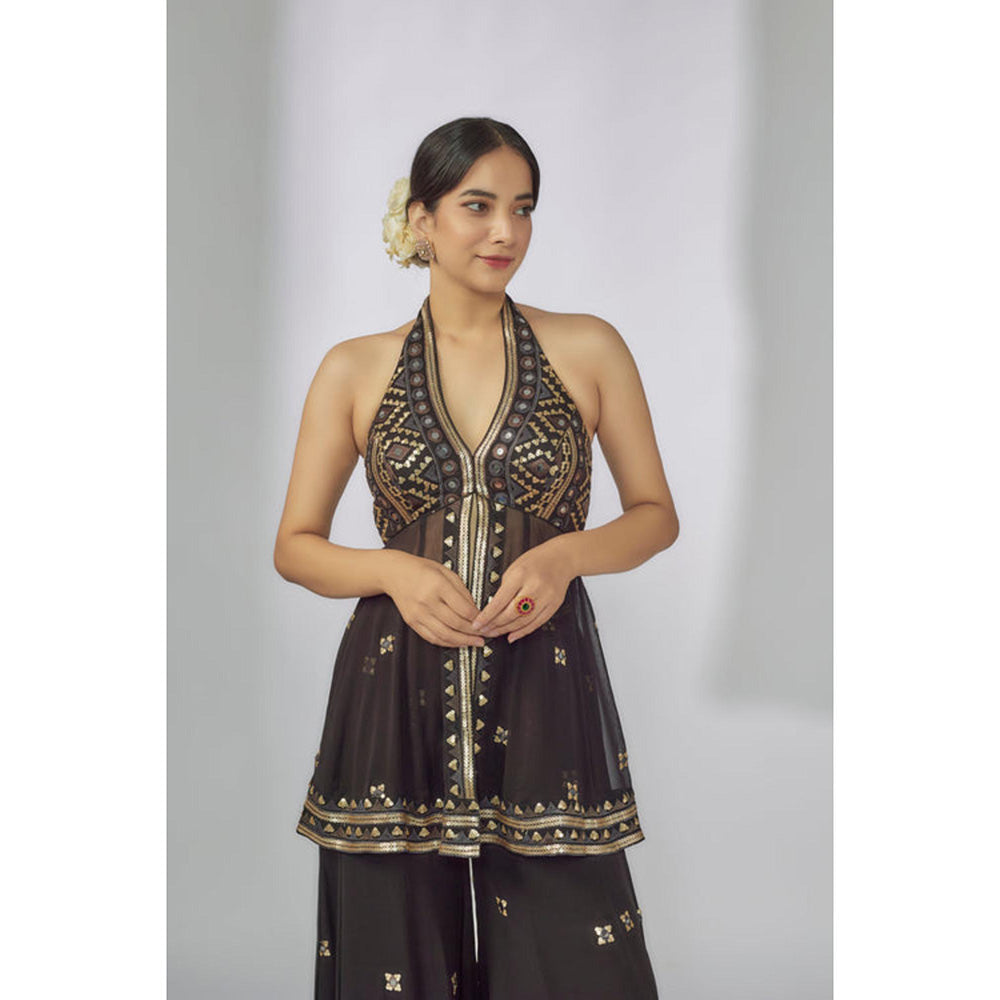 Gopi Vaid Ishana Sharara Set