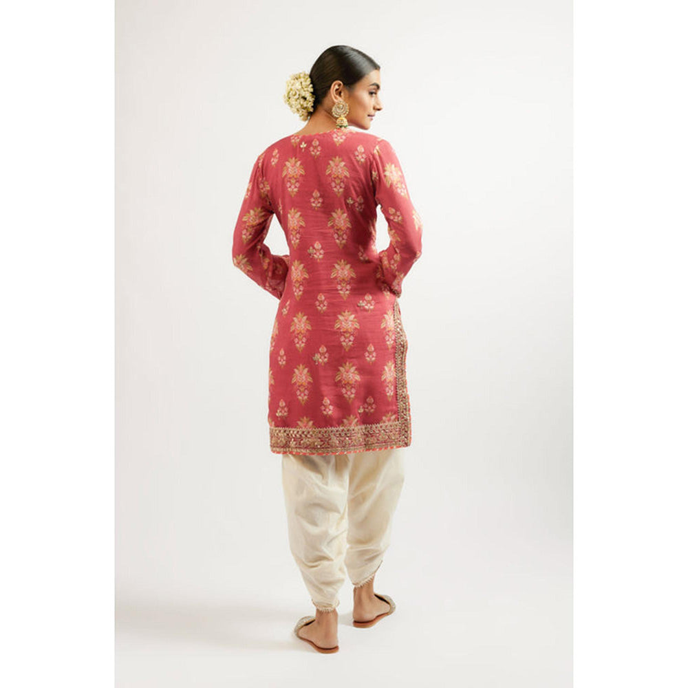 Gopi Vaid Moulika Dhoti Set