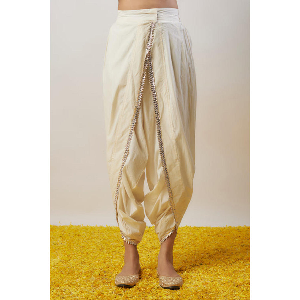 Gopi Vaid Neeti Dhoti Set