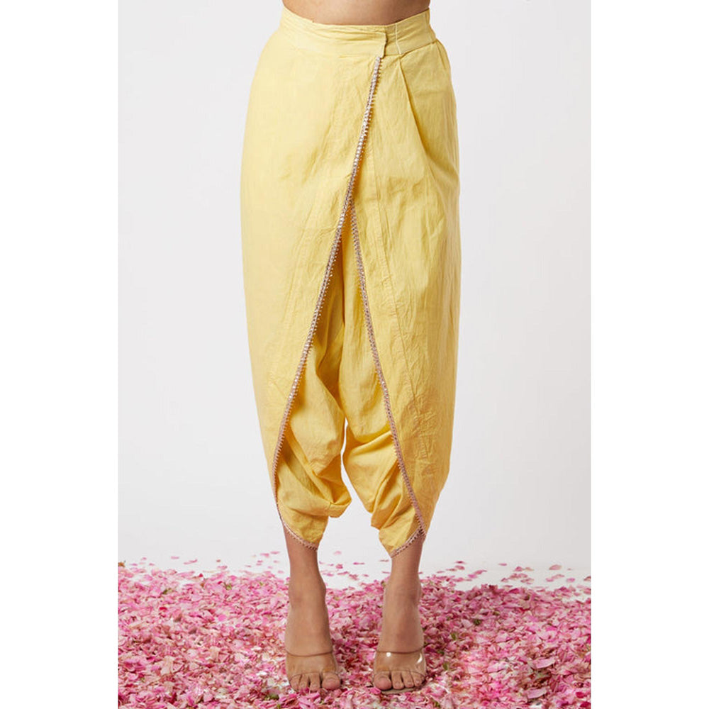 Gopi Vaid Noor Dhoti Set