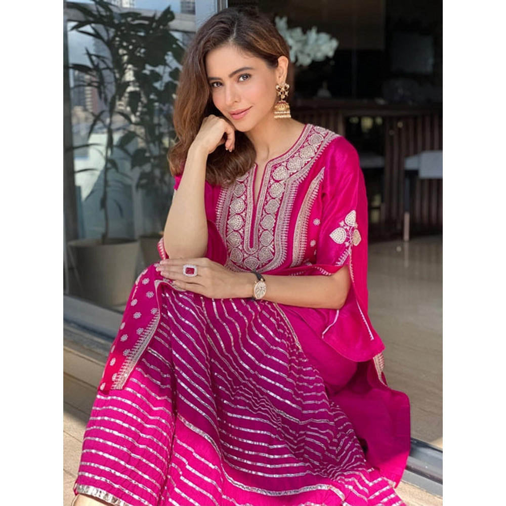 Gopi Vaid Muzzafar Sharara Set-Aamna Sharif