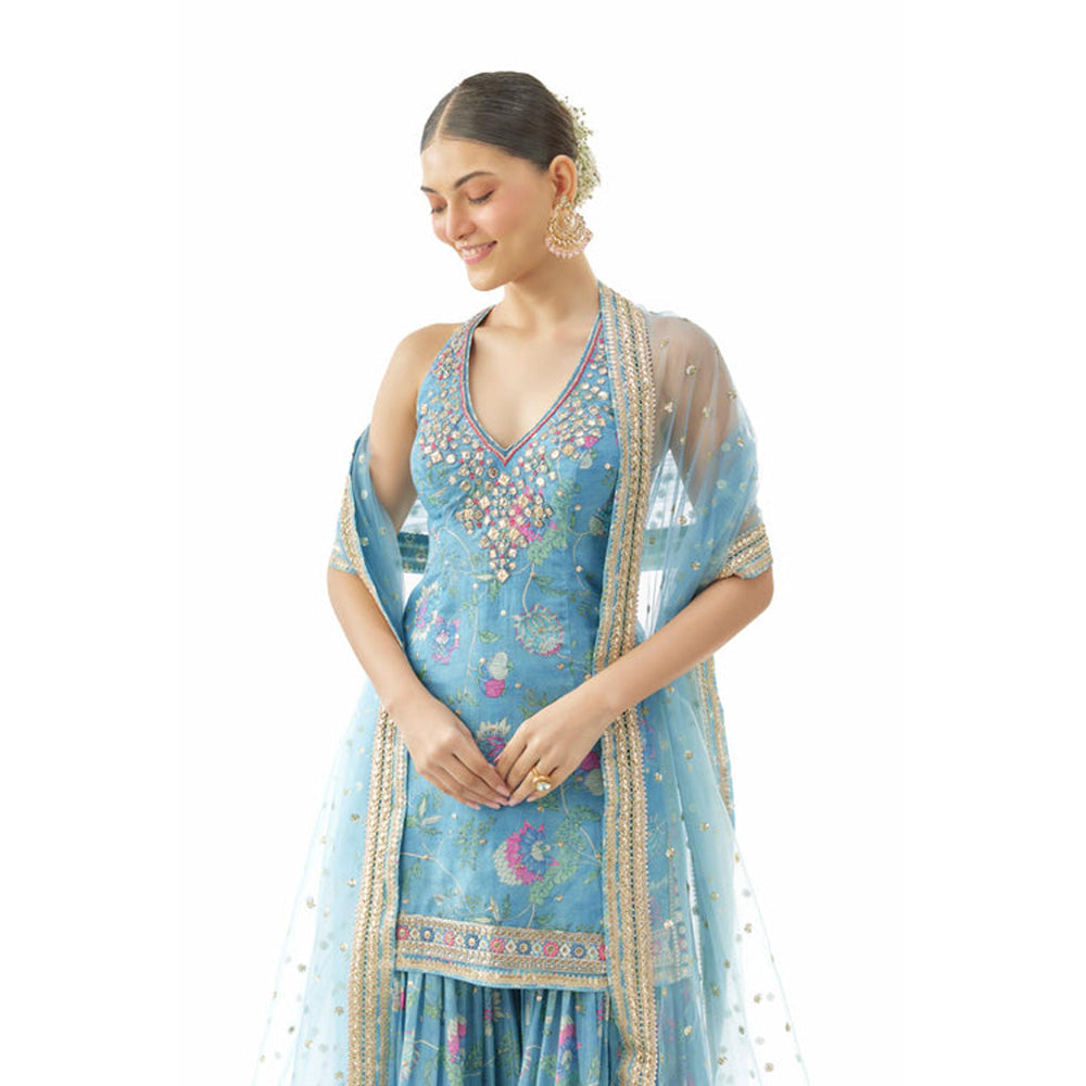 Gopi Vaid Dhvanika Halter Set