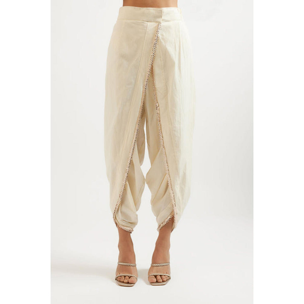 Gopi Vaid Ekta AG Dhoti Set