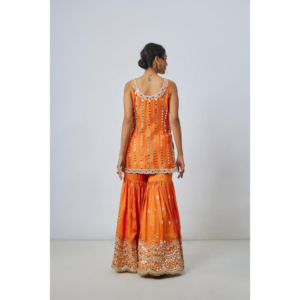 Gopi Vaid Hrida Sharara Set