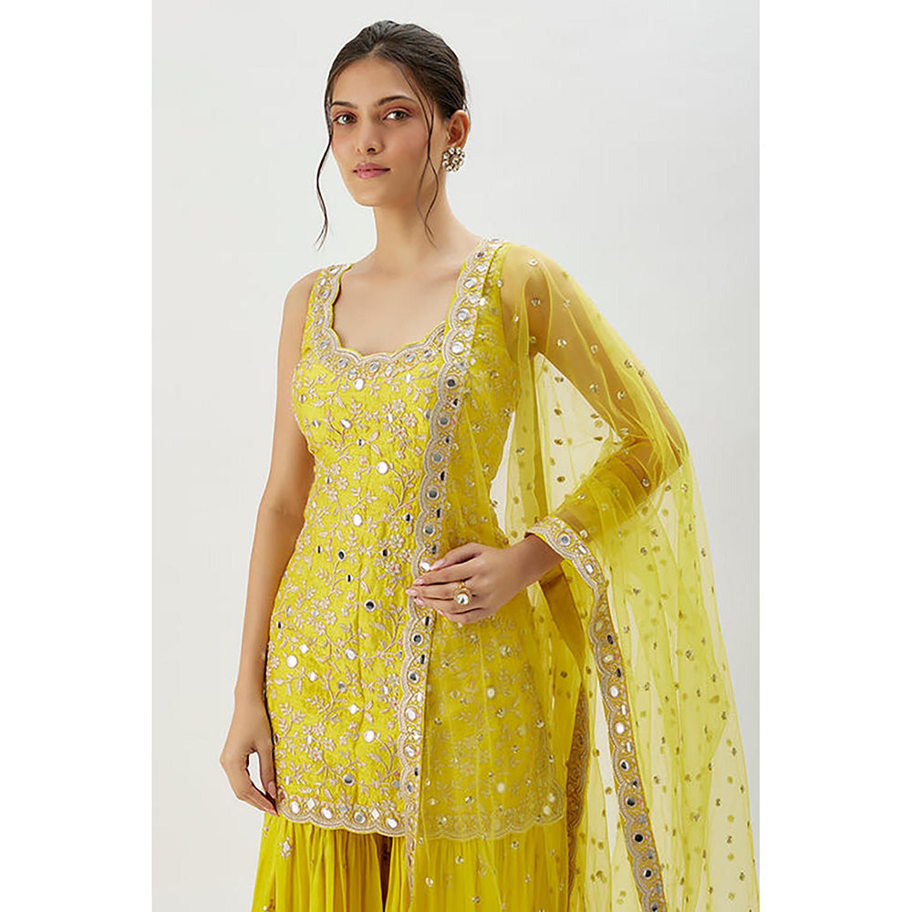 Gopi Vaid Soneera Sharara Set