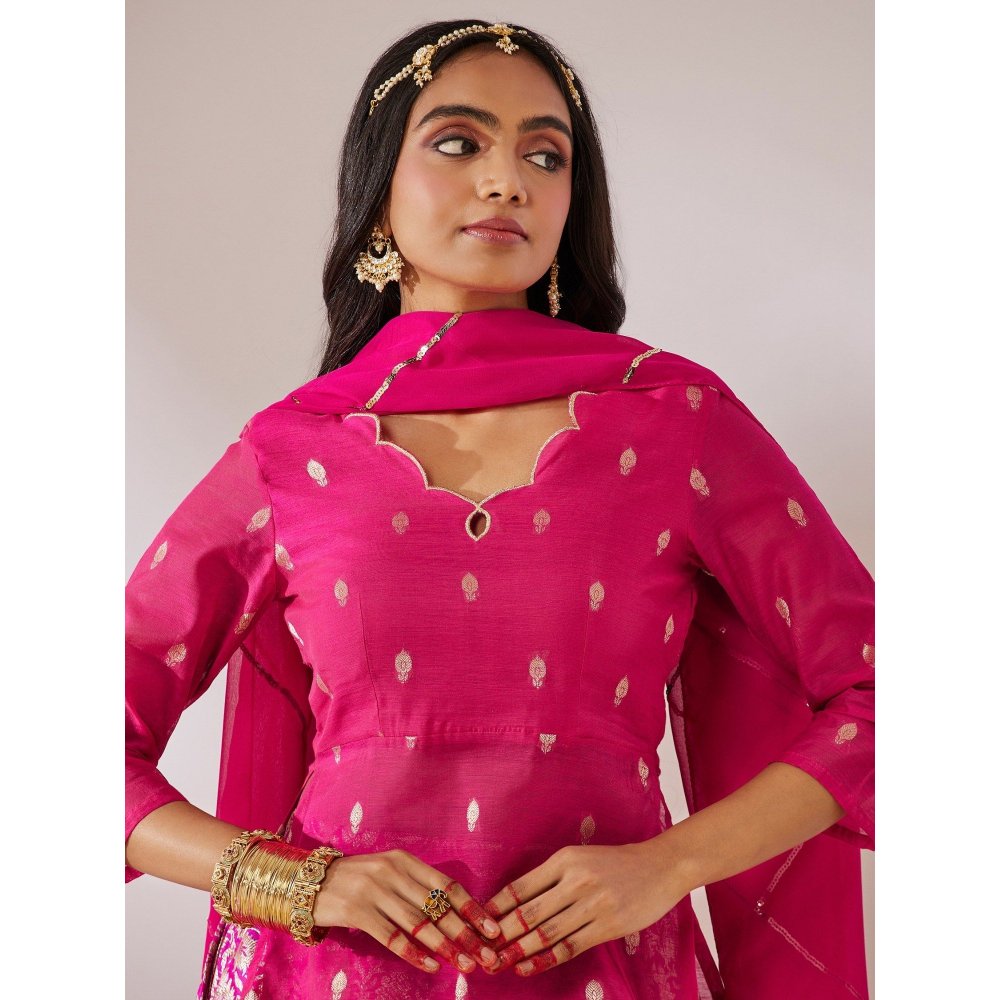 Gulaal Pink Dashashwamedh Banarasi Top with Skirt and Dupatta (Set of 3)