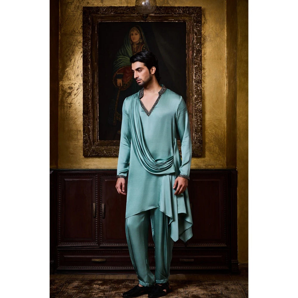 HISTORI Satin Men Green Embellished Kurta with Salwar