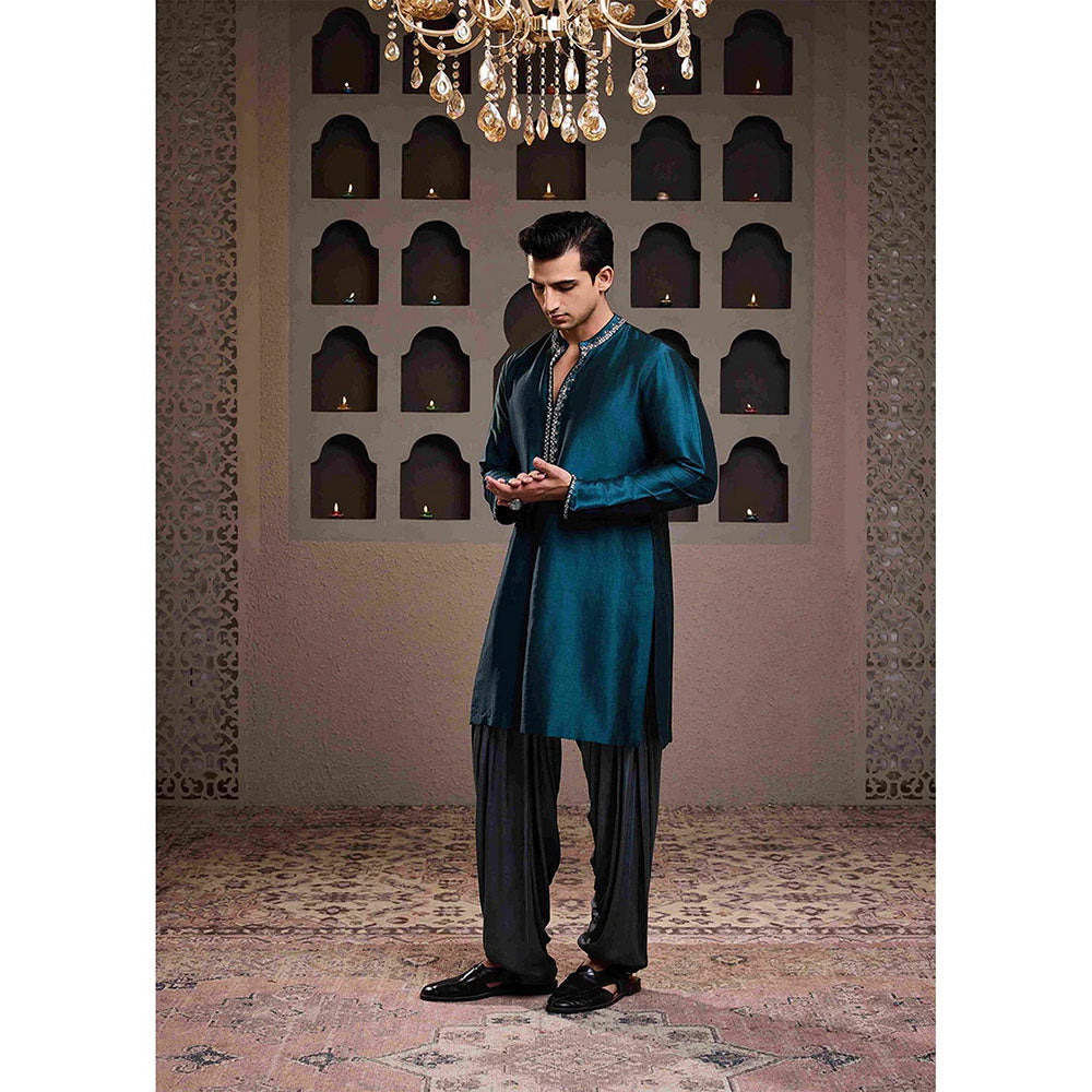 HISTORI Chanderi Men Teal Embellished Kurta with Salwar