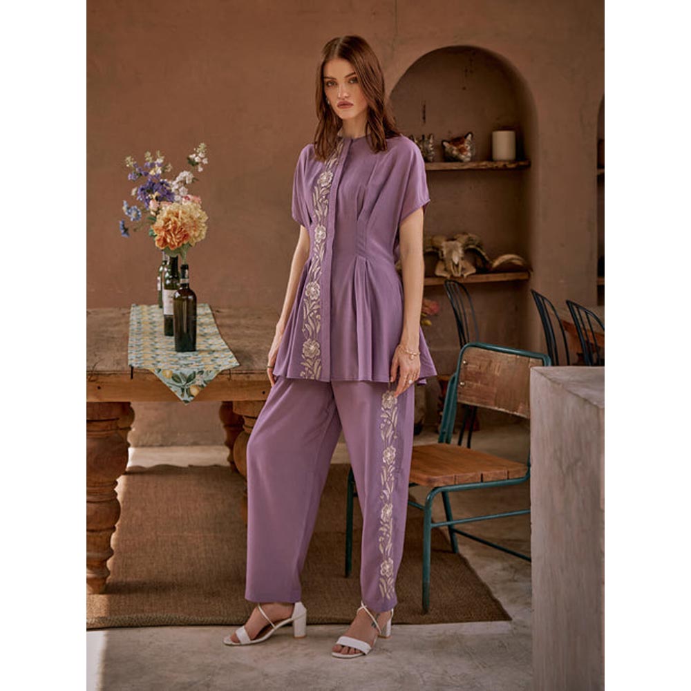 House of Fett Liliana Embroidered Floral Top - Purple
